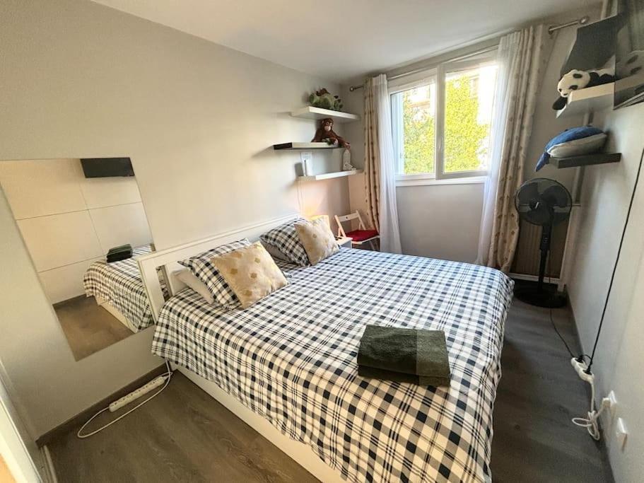 Appartement Confort Avec Balcon - Champigny Luaran gambar