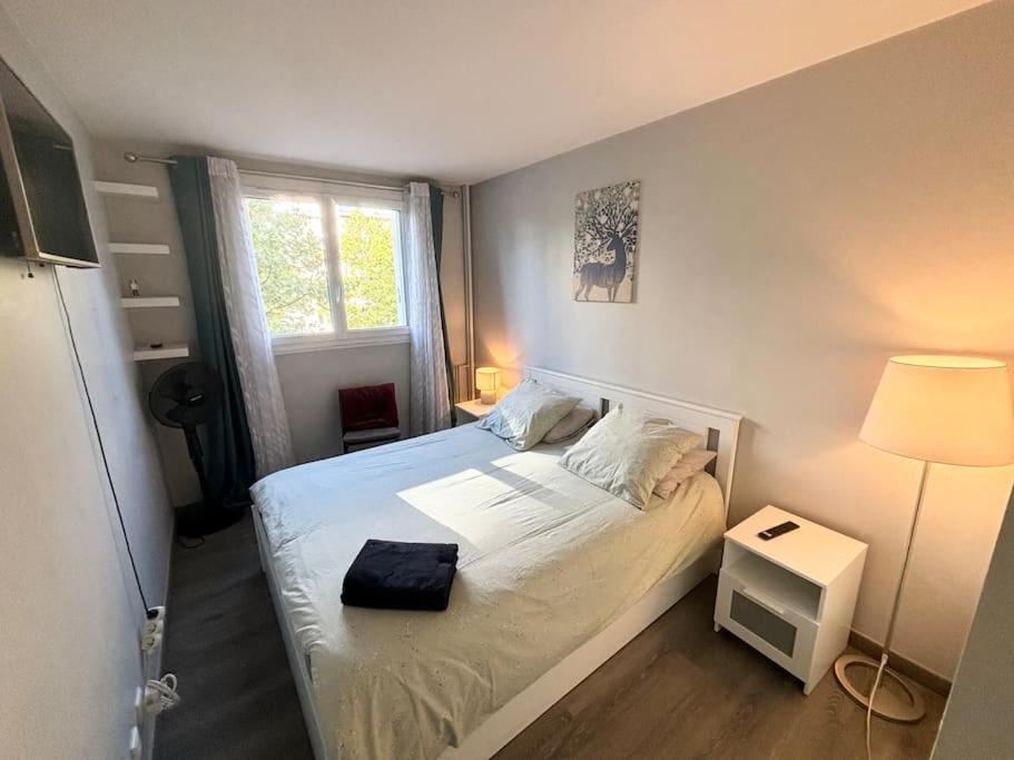 Appartement Confort Avec Balcon - Champigny Luaran gambar