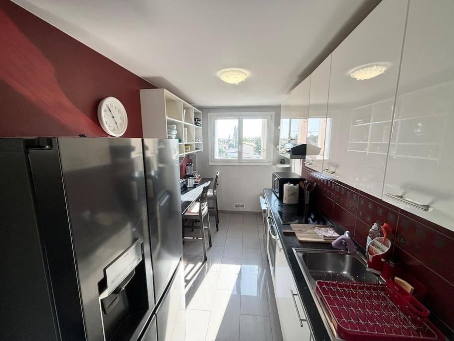 Appartement Confort Avec Balcon - Champigny Luaran gambar