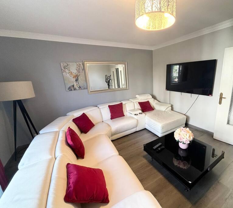 Appartement Confort Avec Balcon - Champigny Luaran gambar